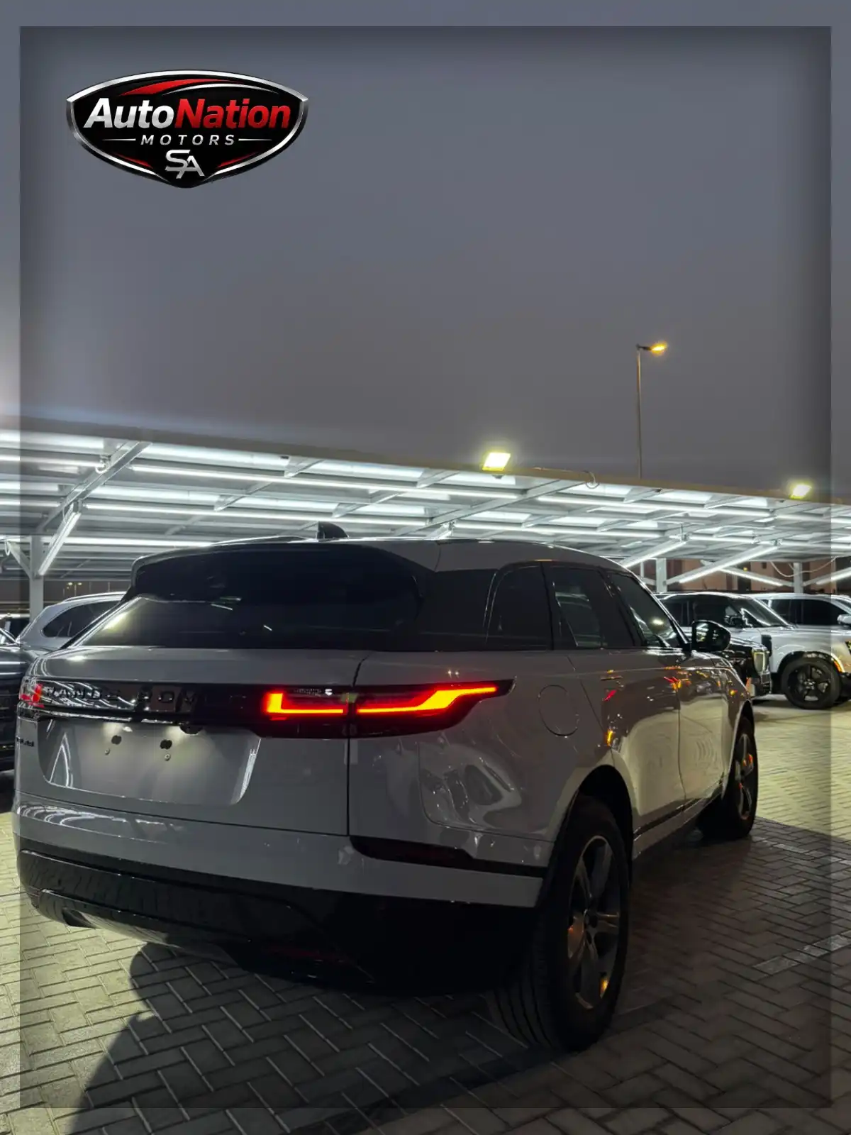 Range Rover Dynamic SE Velar 247 HP 2.0L 4cyl 2025 Grey 44960km 183000AED 05