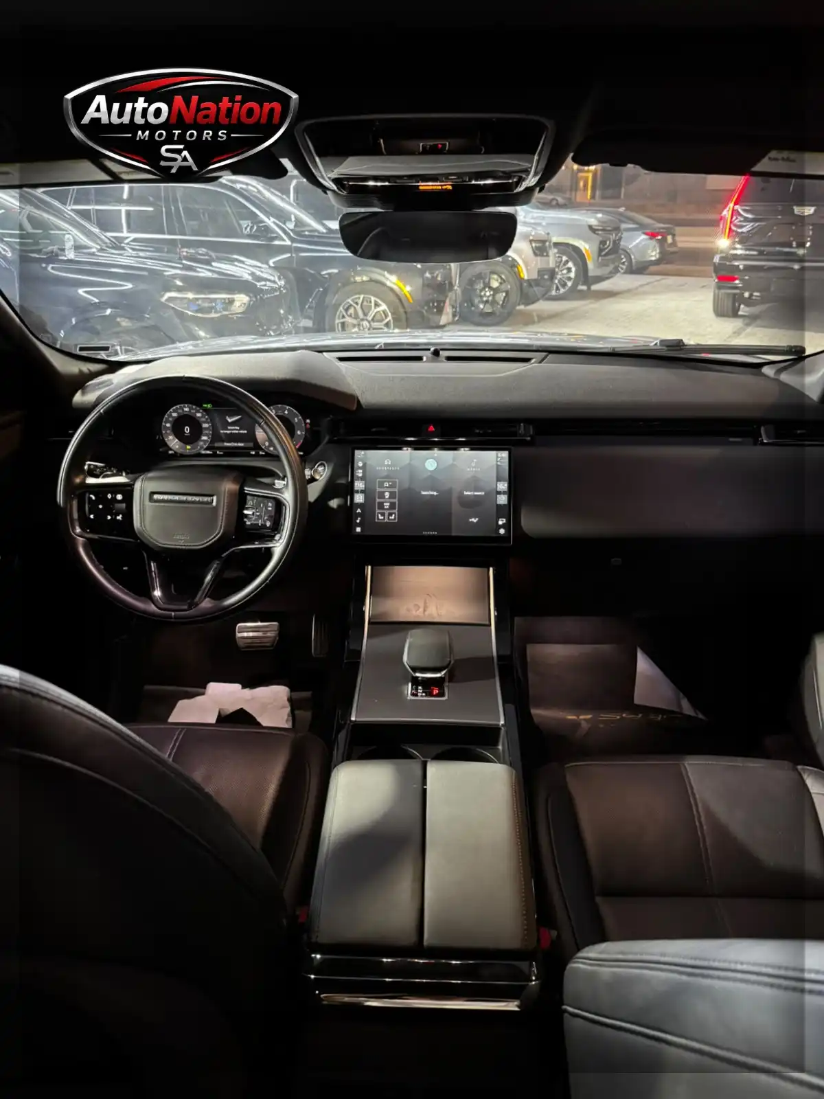 Range Rover Dynamic SE Velar 247 HP 2.0L 4cyl 2025 Grey 44960km 183000AED 08