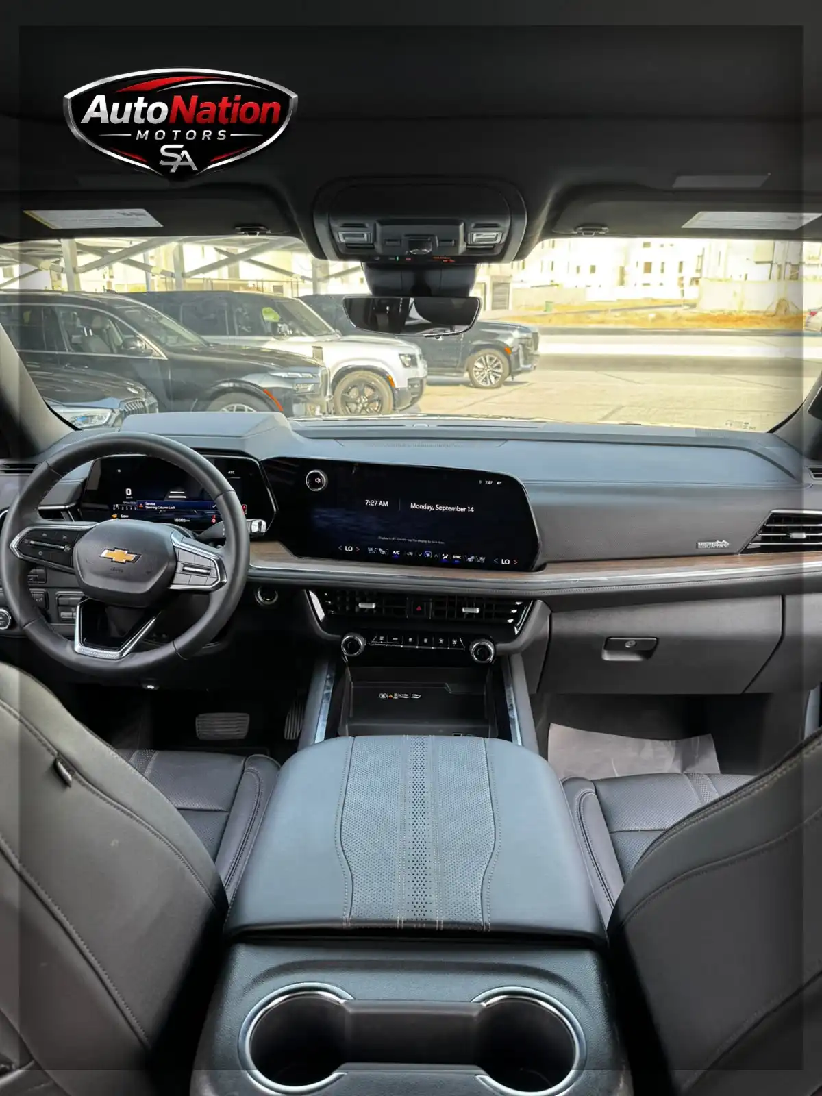 Chevrolet Tahoe C1500 high country 6.2L 8 cyl 2025 Grey 16475km 195000AED 06