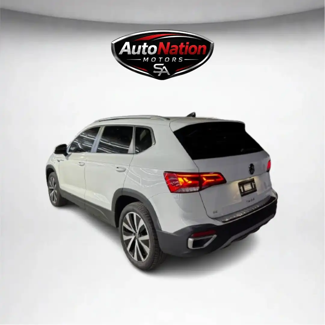 Volkswagen Taos SE 158HP 1.5 4cyl 2024 White 16570km 68000AED 04